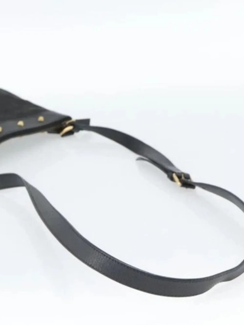 GUCCI GG Canvas Shoulder Bag Black Gold 120893 Auth ka4999